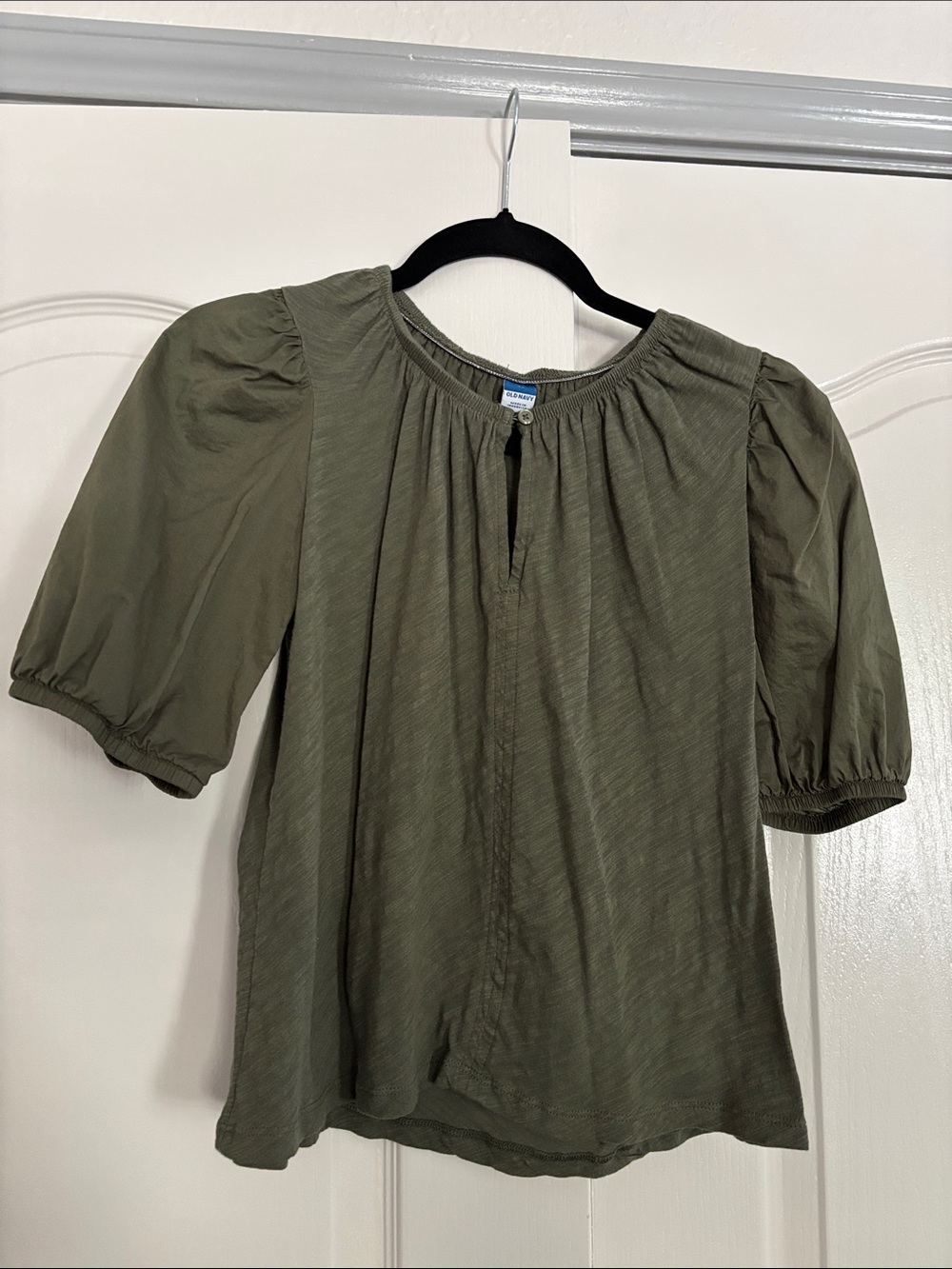 Old Navy Olive Green Puff-Sleeve Peasant Blouse